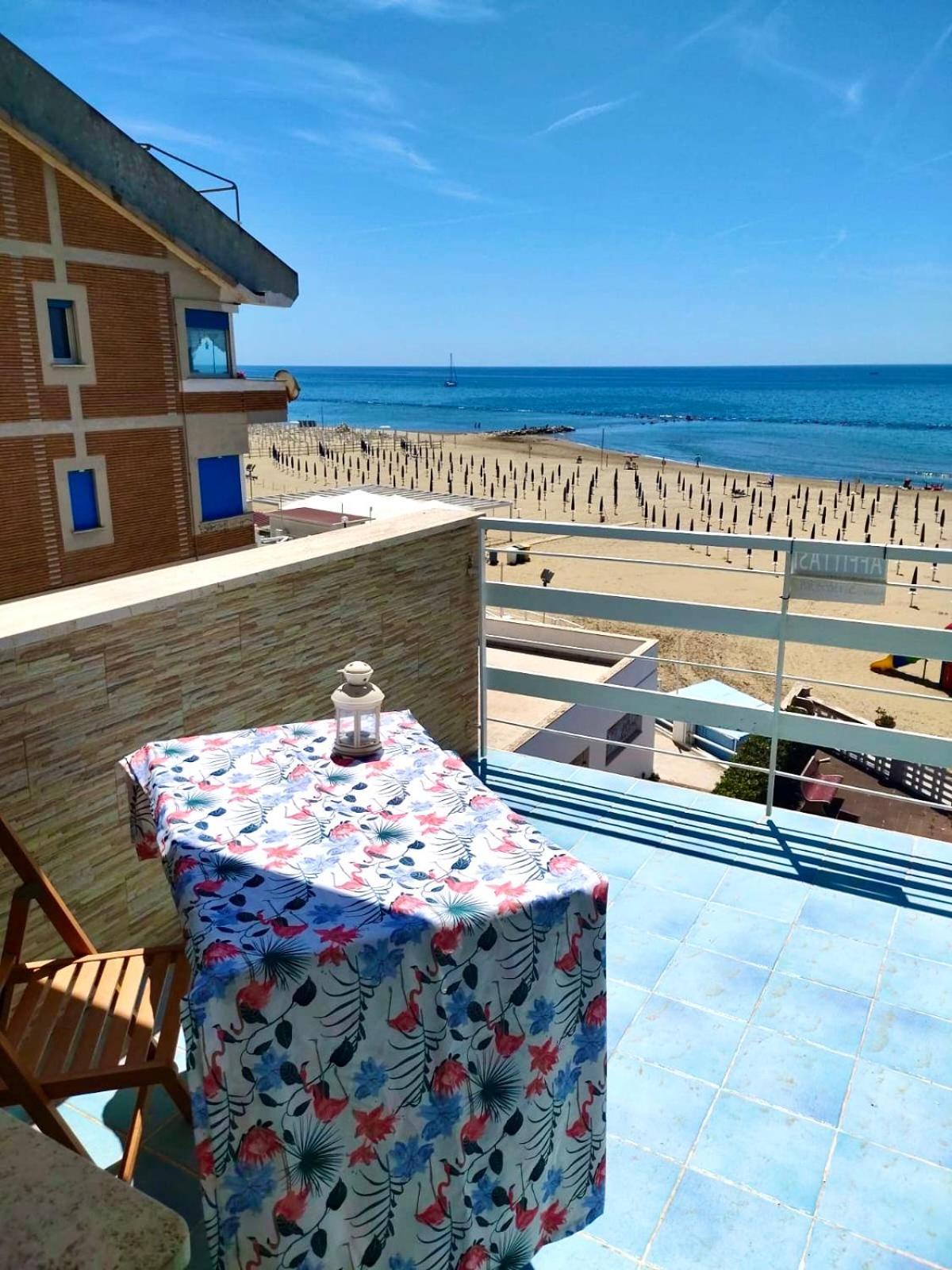 Sinfonia Del Mare Apartment Nettuno Exterior photo